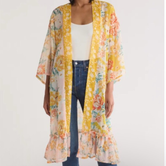 Vince Camuto NWT Mixed Print Ruffled Duster
